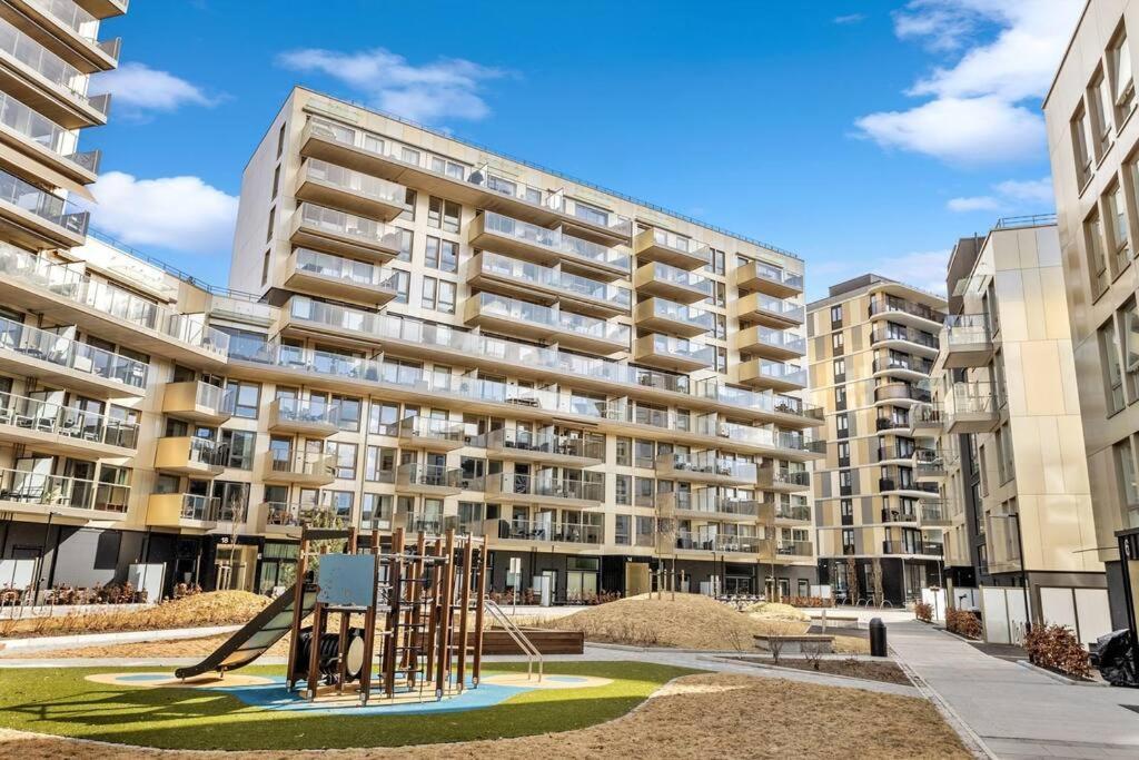 Nydalen/Storo- Ved T-Banestasjon Lägenhet Oslo Exteriör bild